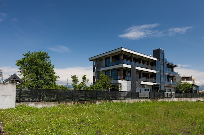 涓久川食泊庭园民宿