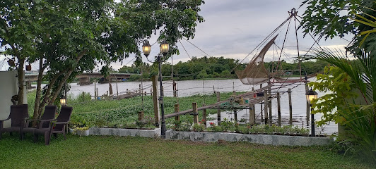 Antonio's River View Homestay