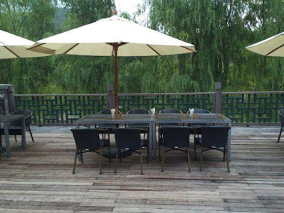 Duan’s Quadrangle Inn