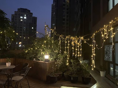 Mianyang Ruohe Art Hotel,