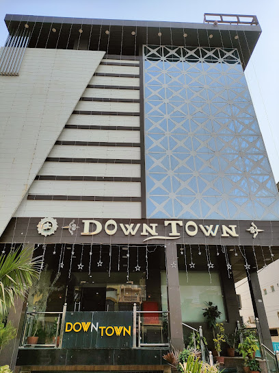 Capital O 48550 Hotel Down Town