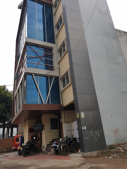 HOTEL ONE 8
