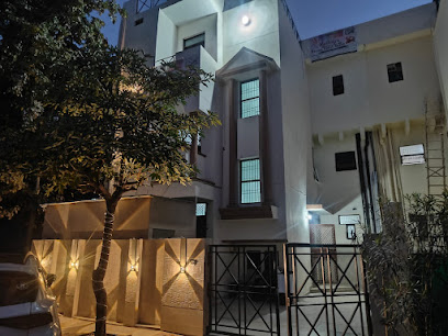 Radhika Paying Guest House