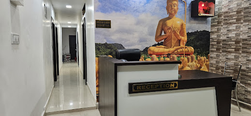 OYO Flagship 70042 7 G Stays