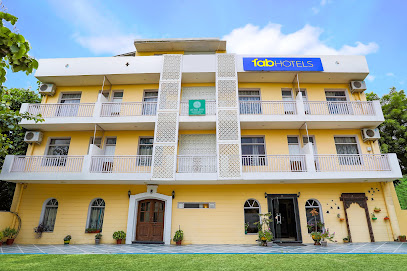 FabHotel Aravali Suites - Hotel in DLF Phase 3, Gurgaon