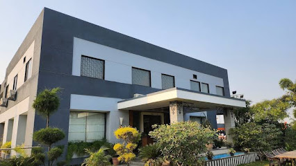 OYO 10600 Hotel 7th Cloud