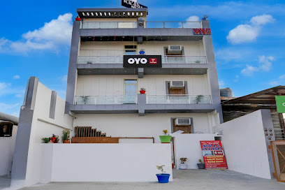 Hotel O RS Gold Night