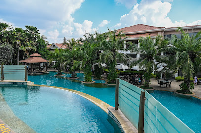 Palm Meadows Resort