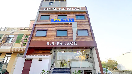 FabHotel RS Palace