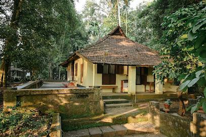 The mana - Heritage stay _ Chengazhimattam Mana