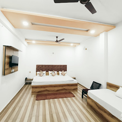 Hotel TAJ NIWAS