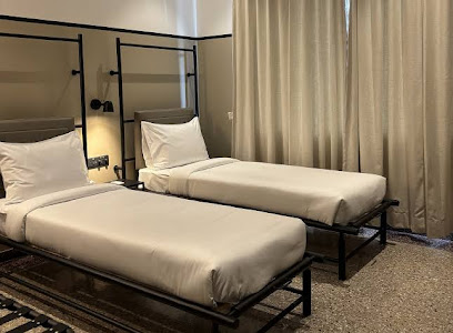Wellesley Hotel