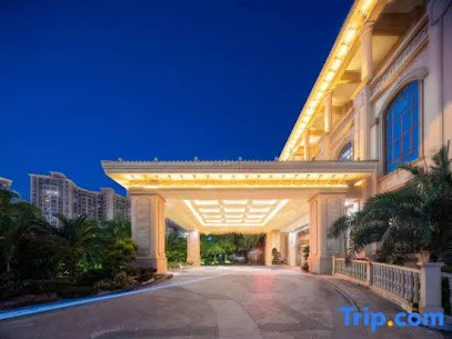 Sunshine Hotel Bazhong