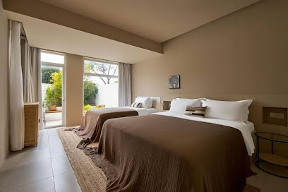 Shanghai Zaiye Xiangshe Wild Luxury Holiday Meisu