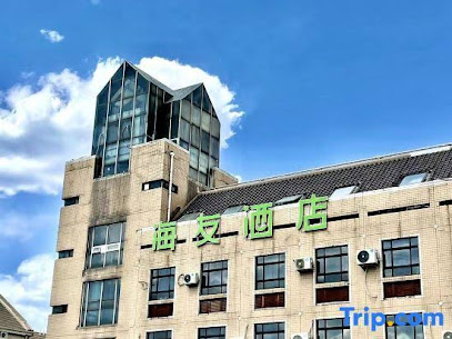 Longyun Hotel