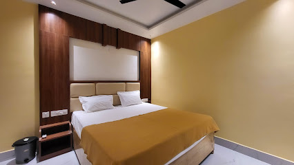 Hotel Priti Plaza