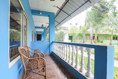 SPOT ON VEE EMM Stays