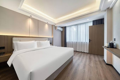 Yuanlong Business Hotel