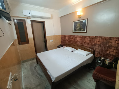 Hotel Dhabhai's