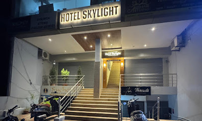 Hotel Sky Light