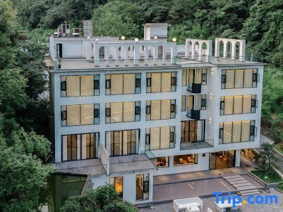 Bifengxia Lanshan Designer Homestay