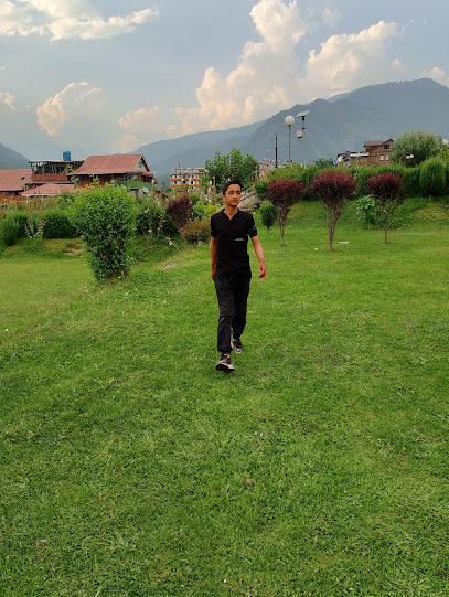 Fast Food Point Pahalgam Main Market