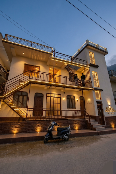 SkyPeak Retreat