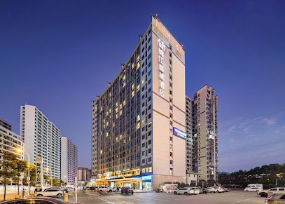Zhangjiajie Metrepolo Hotel