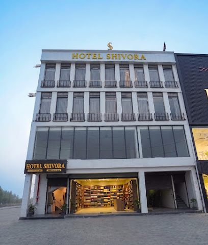 Hotel Shivora