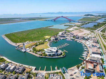 Come Boating Resort Hotel