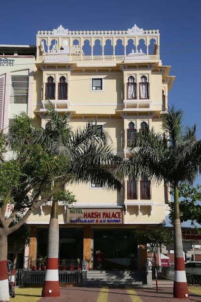 FabHotel Harsh Palace