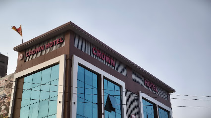 Crown hotel