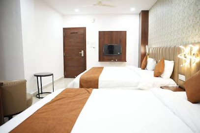 Sanjay Rooftop Hotel and Restaurant