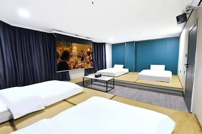 Zhiyan Carry Competition Apartment