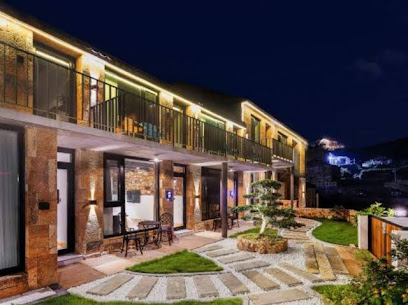 后尚逸想石屋民宿