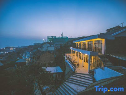 Song of Dongji Hostel