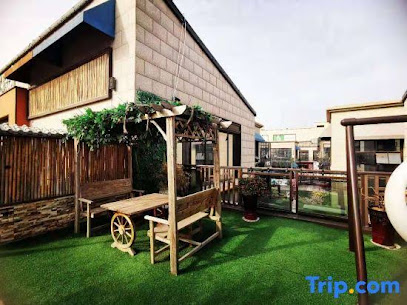 Danyang Huanhua Lelan Theme Hotel