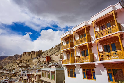 Mountain Palace Inn