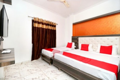 OYO Flagship 22974 Hotel Best Rich Inn
