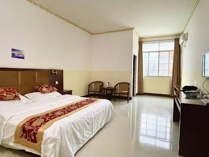 Fengshan Dalisi Business Hotel