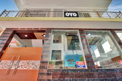 OYO Flagship Hotel Rishi Ganga