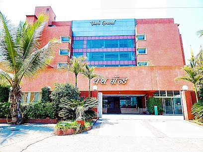 Hotel Yash Grand