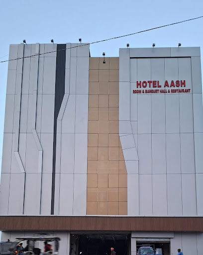 Hotel Aash