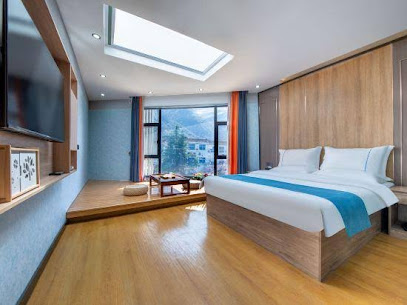 Huashan Mong Kok Hotel