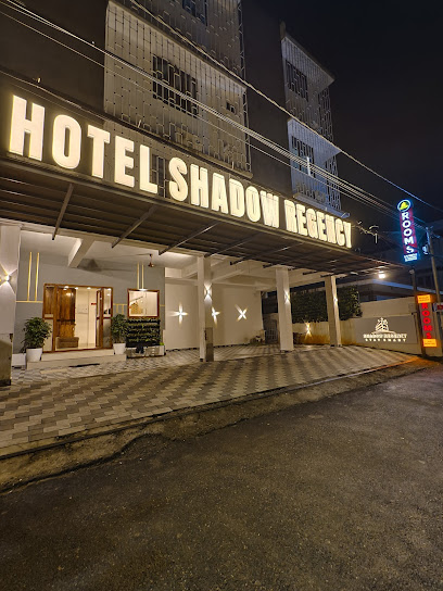 Hotel Shadow Regency