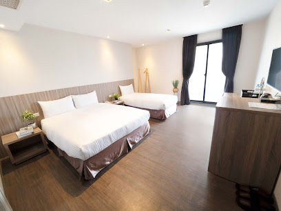 Hotel Brown