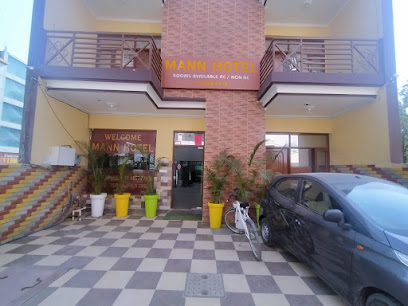 Mann Hotel