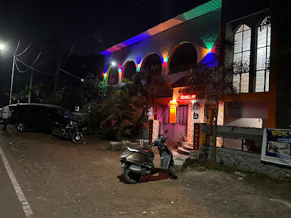 Hotel Fulora bar and lodging