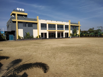 OYO 10600 Hotel 7th Cloud