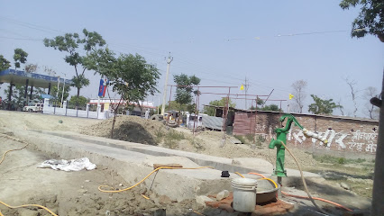 Bhabha Sharvishing. Yaha Par shabhi Tarah Ki . Gadhi Ki Dhulai Ki Jati Hai ...Not Hmare Yaha Tayrki Panchar Bhi Bnaya Jata Hai...